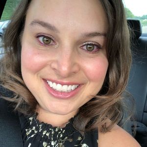 Meet your Posher, Valerie